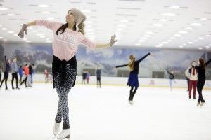 Дата: 08.12.2015, Время: 02:41 Ночная репетиция балета "Лебединое озеро" на льду в СК "Олимпийский"
