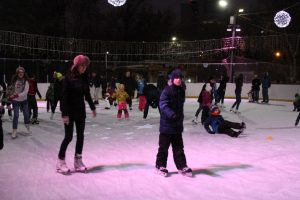 Бесплатный каток с натуральным льдом откроется в парке Красная Пресня. Фото: пресс-служба парка Красная Пресня