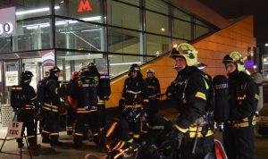 Пожарные и спасатели Новой Москвы провели первые учения в метро. Фото: ГОЧСиПБ