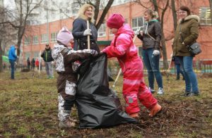  Жителей района приглашают принять участие в субботниках. Фото: Наталия Нечаева, «Вечерняя Москва» 