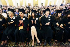 Выпускники Юридического университета получили свои дипломы. Фото: архив «Вечерняя Москва»