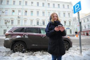 Парковки станут бесплатными в честь празднования Дня защитника Отечества. Фото: Светлана Колоскова, «Вечерняя Москва»