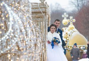 Примерно две тысячи пар в Москве сыграют свадьбу накануне и после Международного женского дня. Фото: Пелагия Замятина, «Вечерняя Москва»