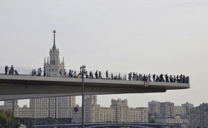 Выставка в рамках проекта «Московское долголетие» откроется в парке «Зарядье». Фото: Анна Быкова