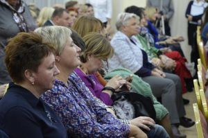 Концерт «Берегите женщин» организуют в центре социального обслуживания района. Фото: Анна Быкова
