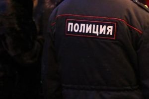 Мужчину на Патриарших задержали из-за невыполнения законных требований полиции. Фото: Анна Быкова