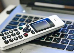 Работодатели могут проверить цифровые пропуска сотрудников по телефону. Фото: сайт мэра Москвы