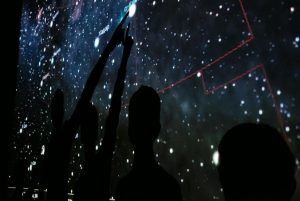 Множество онлайн-мероприятий проведут в Московском планетарии в нерабочие дни. Фото: Максим Аносов, «Вечерняя Москва»