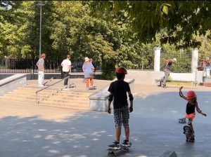 Тренировки по скейтбордингу состоятся в парке «Красная Пресня». Фото взято со страницы парка в социальных сетях