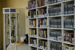 Выставка «BookFace — читать модно!» открылась в библиотеке №11. Фото: Анна Быкова, «Вечерняя Москва»