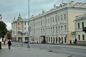 В эти выходные гастрономические улицы столицы станут пешеходными. Фото: Анна Быкова, «Вечерняя Москва»