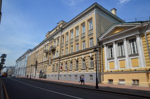 Две многоэтажки в районе отремонтируют. Фото: Анна Быкова, «Вечерняя Москва»