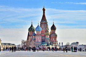 Термосы в виде печи и светильники в форме птичника: в столице подвели итоги проекта «Дизайн-цех» за 2024 год. Фото: Анна Быкова, «Вечерняя Москва»