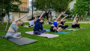 Международный день йоги пройдет в Царицыне и на ВДНХ. Фото: архив, «Вечерняя Москва»