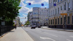 Ограничение на проезд по Большой Бронной улице введут в Пресненском районе. Фото: Ксения Догонашева, «Вечерняя Москва»