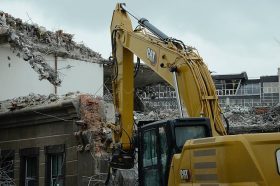 Госинспекция пресекла незаконную реконструкцию в районе. Фото: Анна Быкова, «Вечерняя Москва»