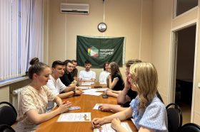 Заседание юных парламентариев состоялось в управе Пресненского района. Фото: страница управы Пресненского района в социальных сетях