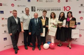 Учитель школы №2030 победил в номинации «Москва - мой город детства». Фото: страница школы №2030 в социальных сетях.