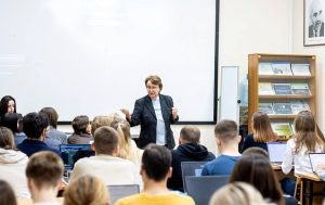 Профессор кафедры гражданского права провела мастер-класс для студентов МГЮА. Фото: сайт Московского государственного юридического университета имени Олега Кутафина