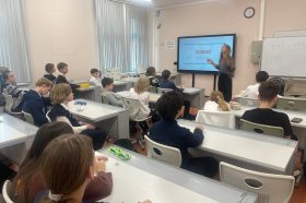 Занятия «Интересные профессии» стартовали в школе №2030. Фото: страница школы №2030 в социальных сетях