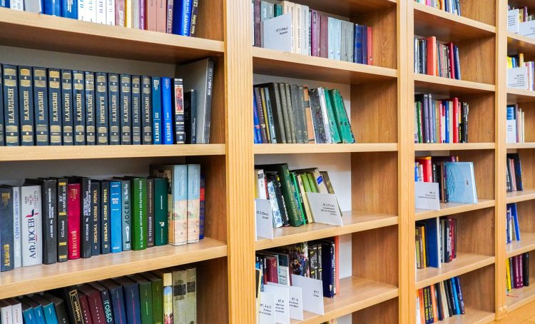 Программа «Стоит на страже Родины солдат» пройдет в библиотеке №9. Фото: Ксения Догонашева, «Вечерняя Москва»